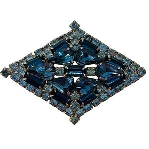 Vintage Light Blue and Navy Blue Gemstone Brooch